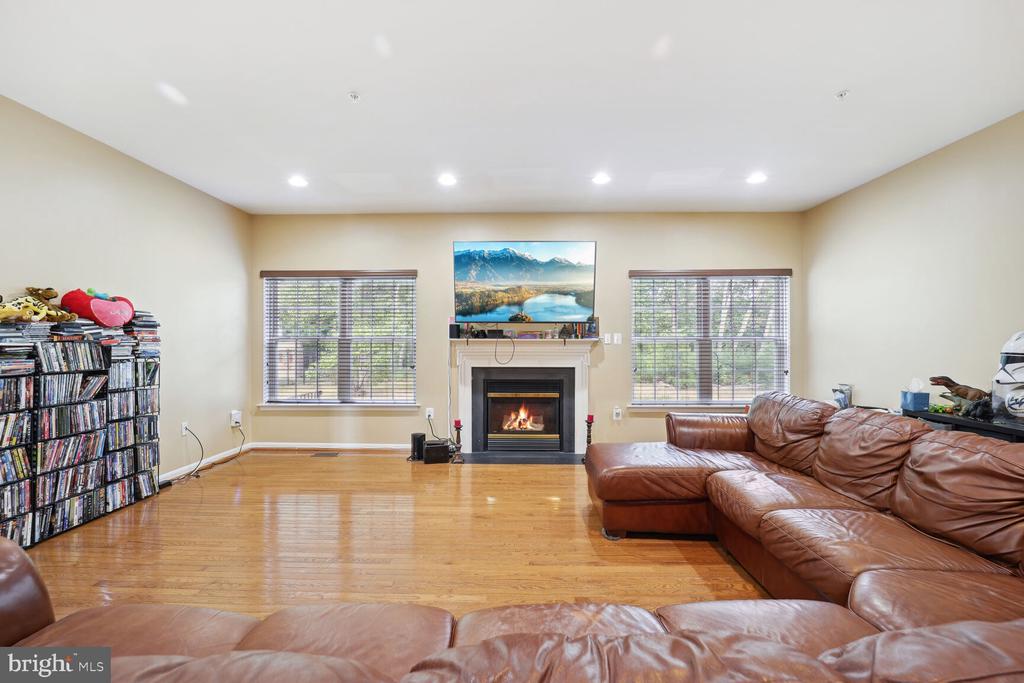 12101 Westlock Pl