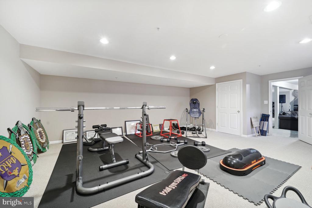 12101 Westlock Pl