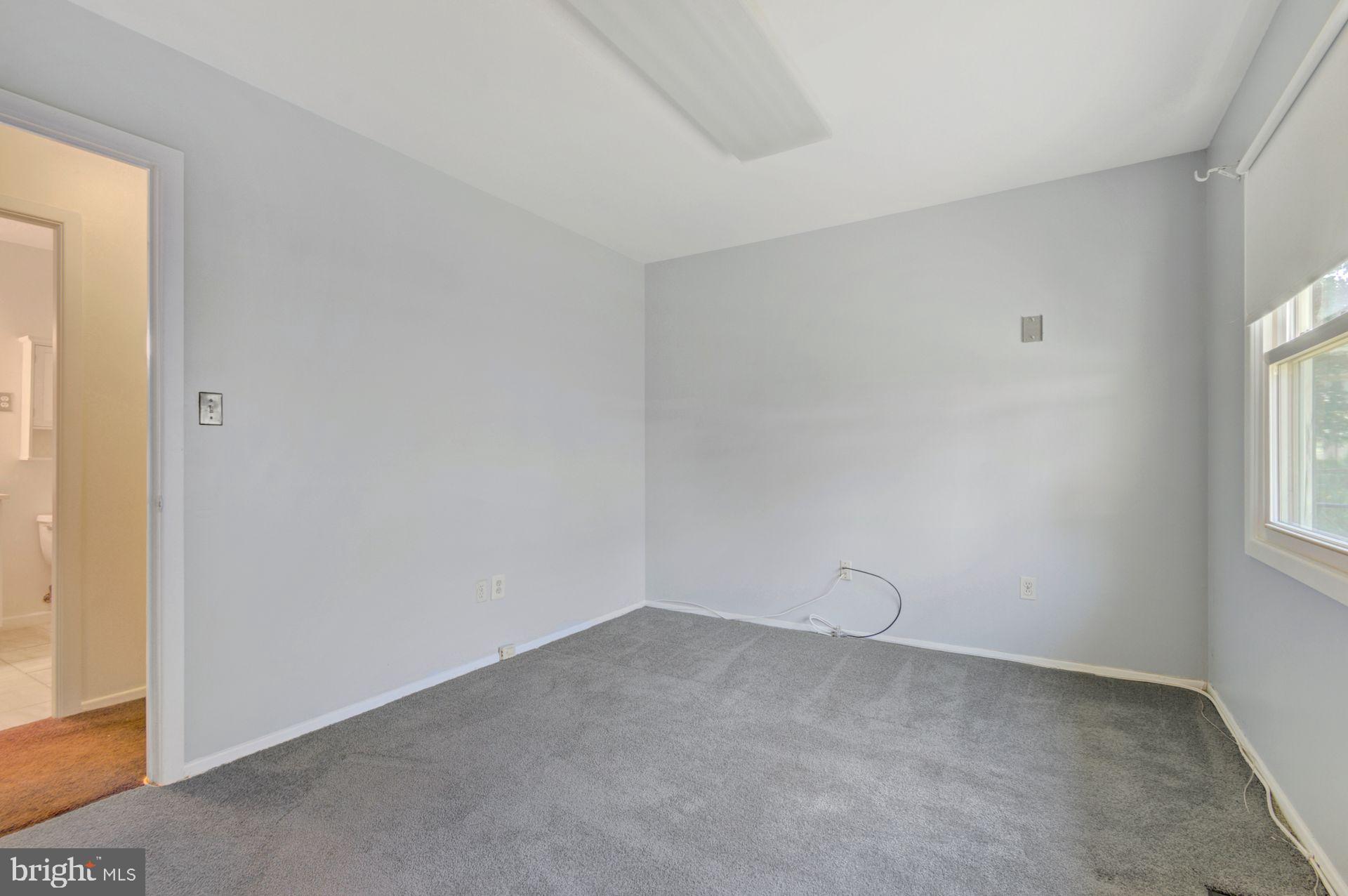 12520 Kensington Ln