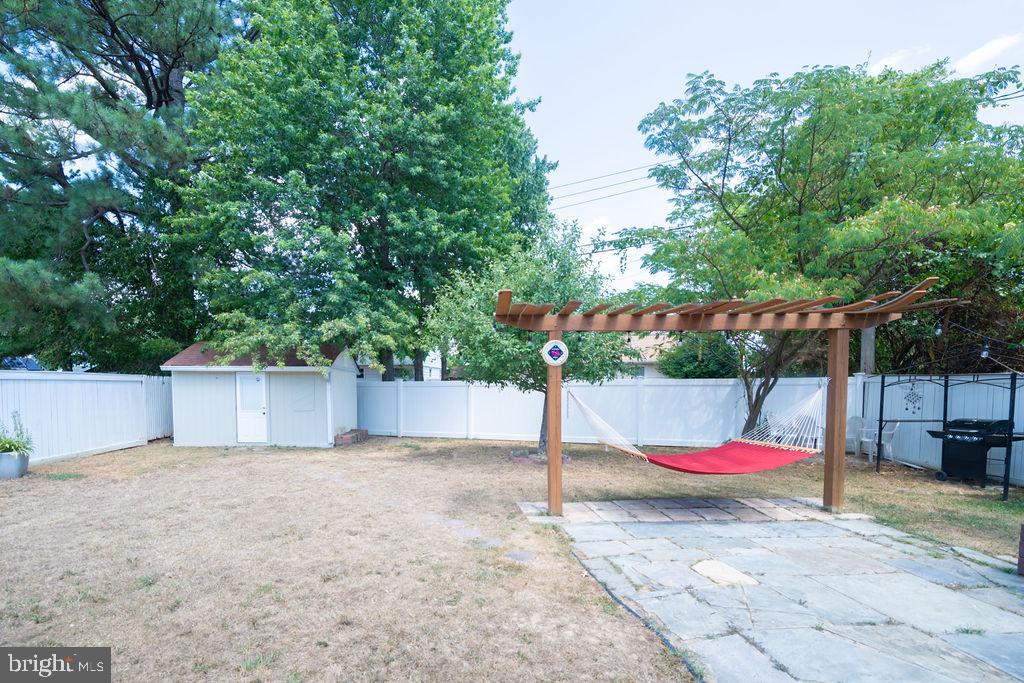 403 Greenhill Ave