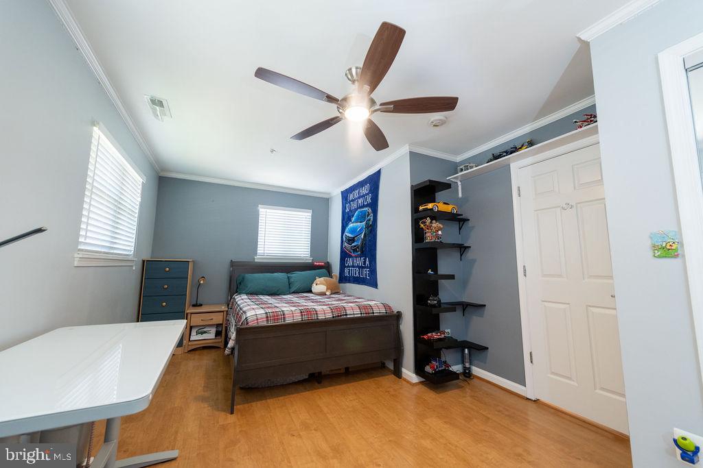 403 Greenhill Ave