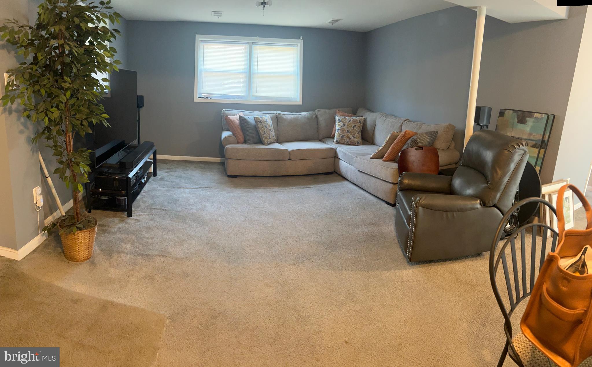 7212 Antock Pl