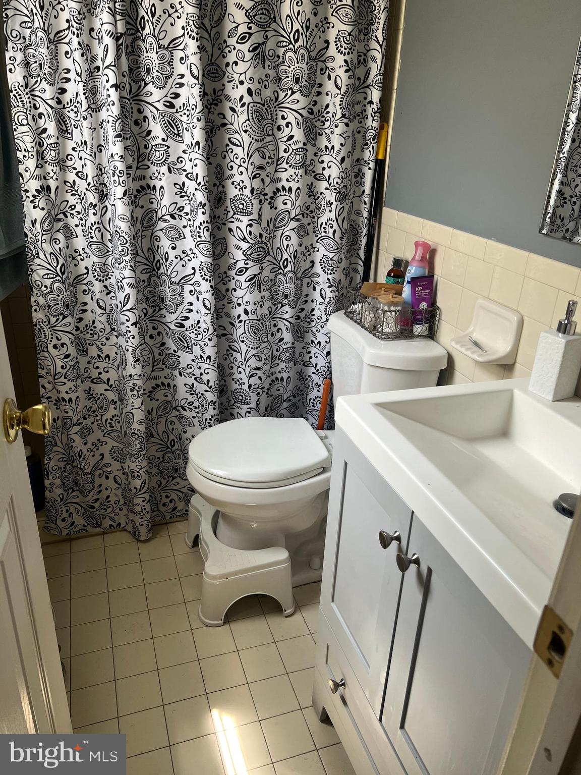 7212 Antock Pl