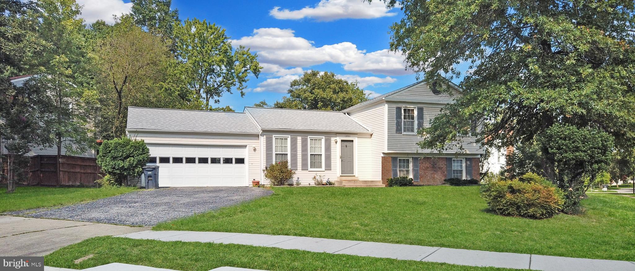 13001 Golden Oak Dr