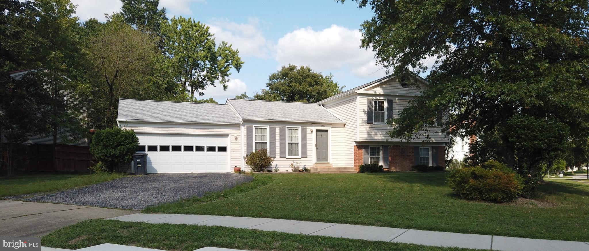13001 Golden Oak Dr