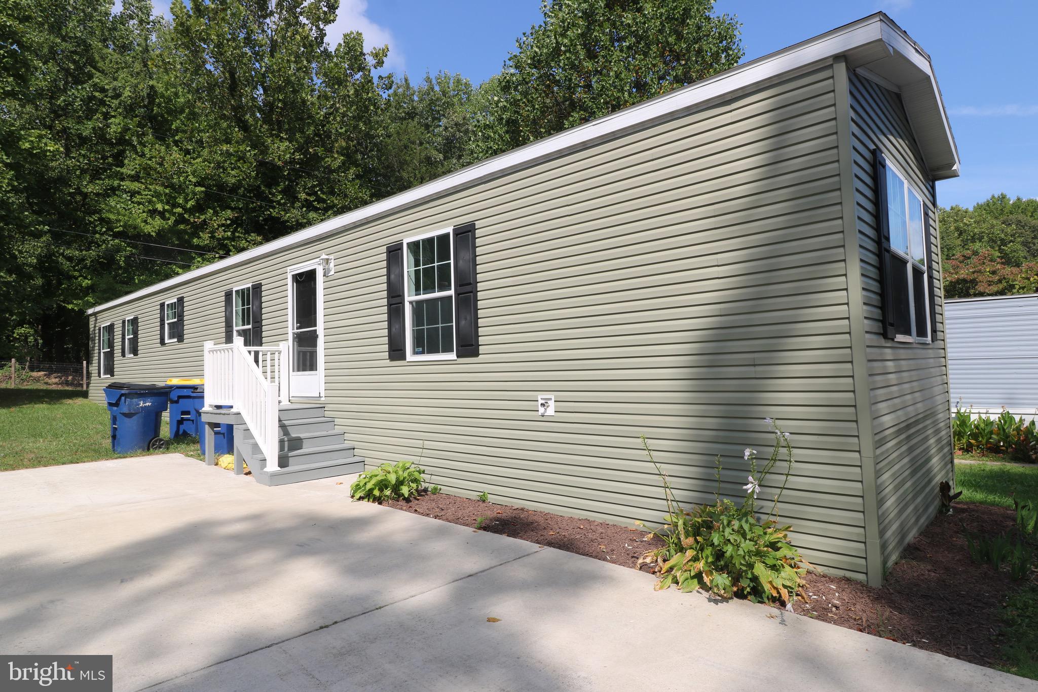 1817 ELMWOOD PARK DRIVE