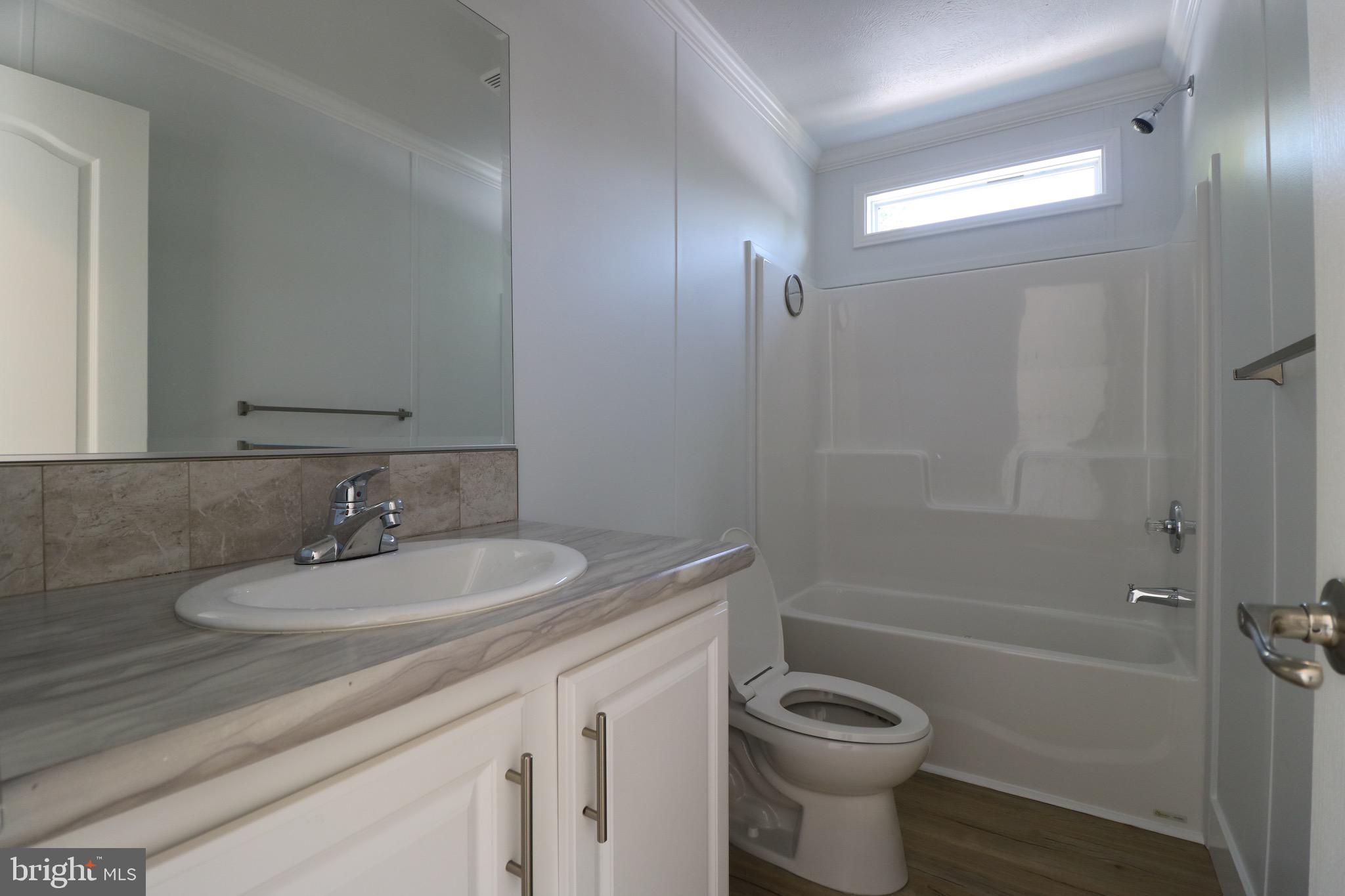 1817 ELMWOOD PARK DRIVE