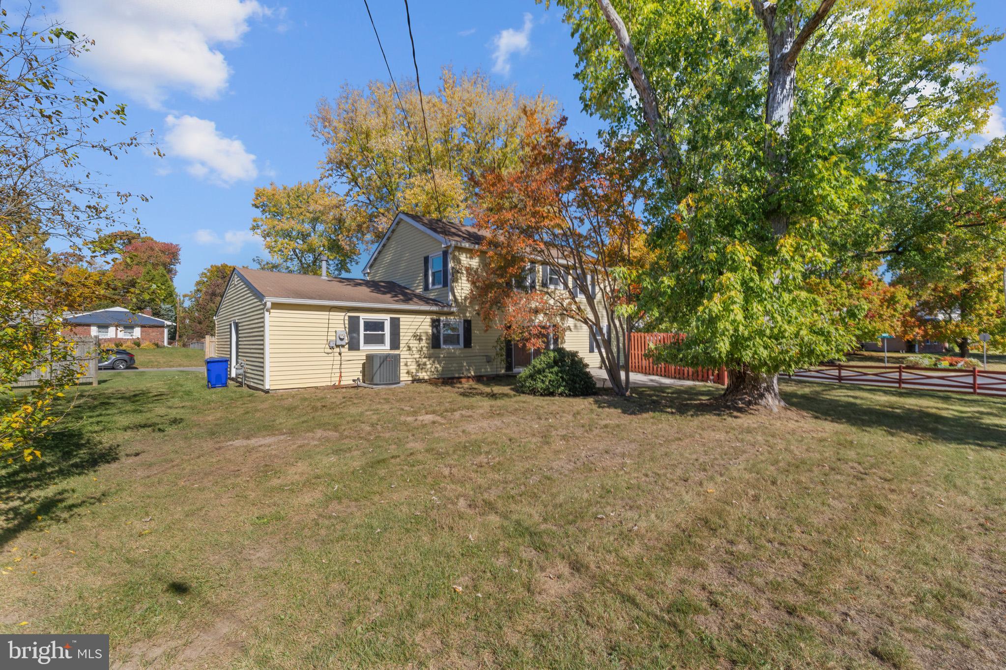 12515 Canfield Ln