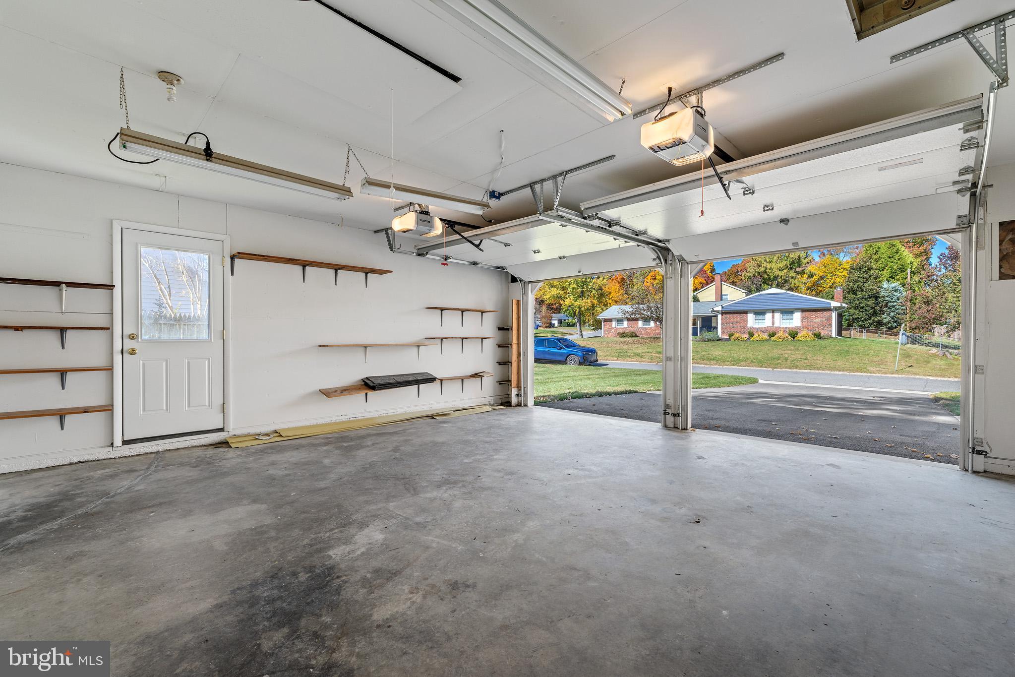 12515 Canfield Ln