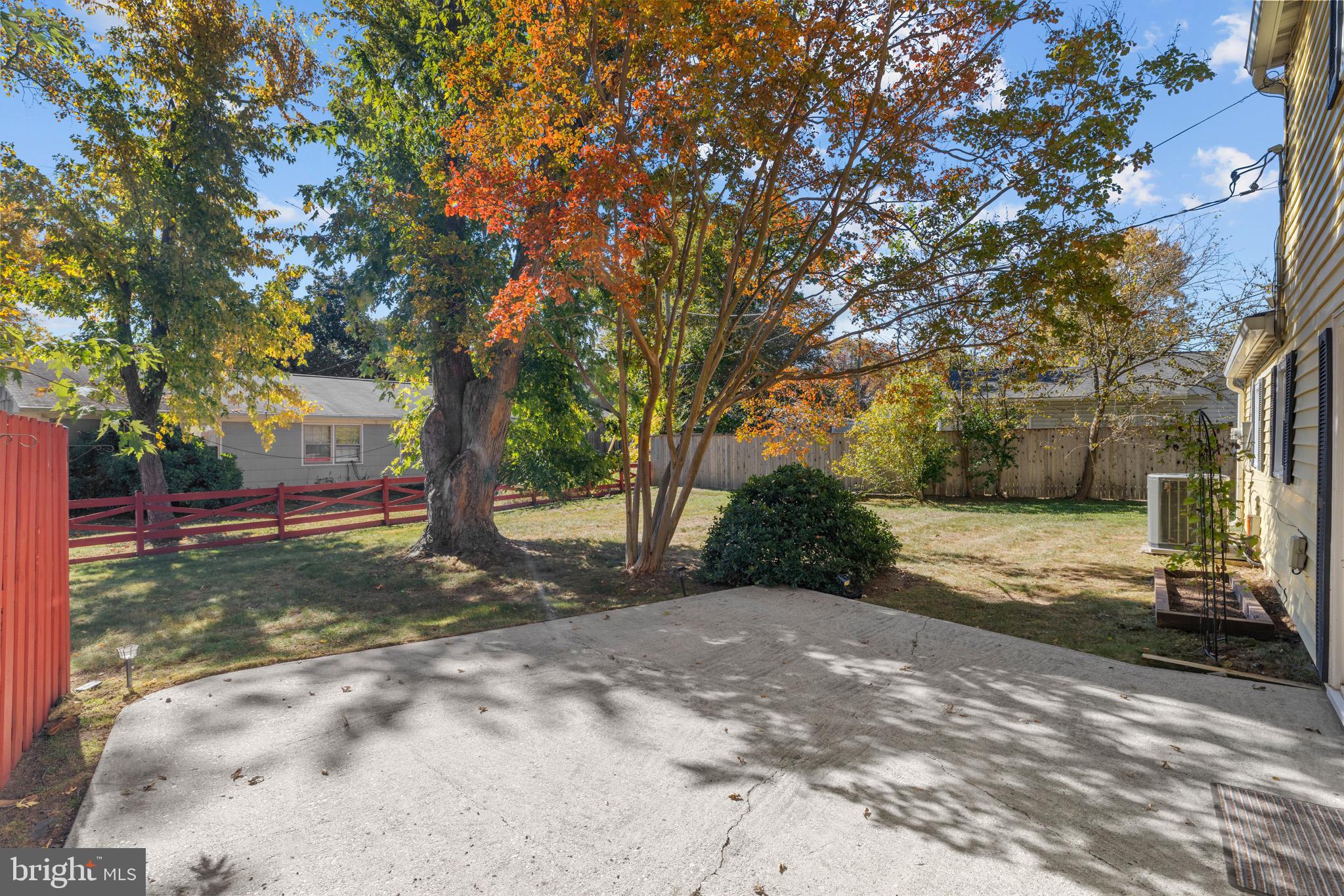 12515 Canfield Ln