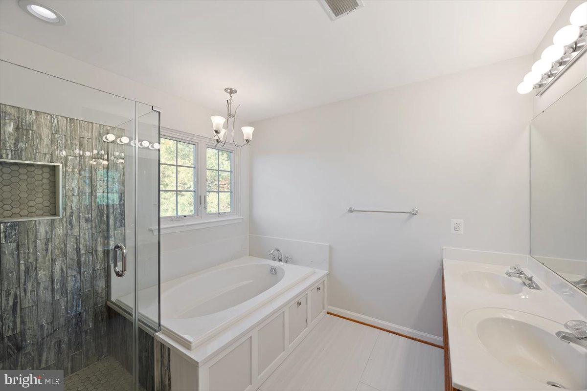 10307 Serenade Ct