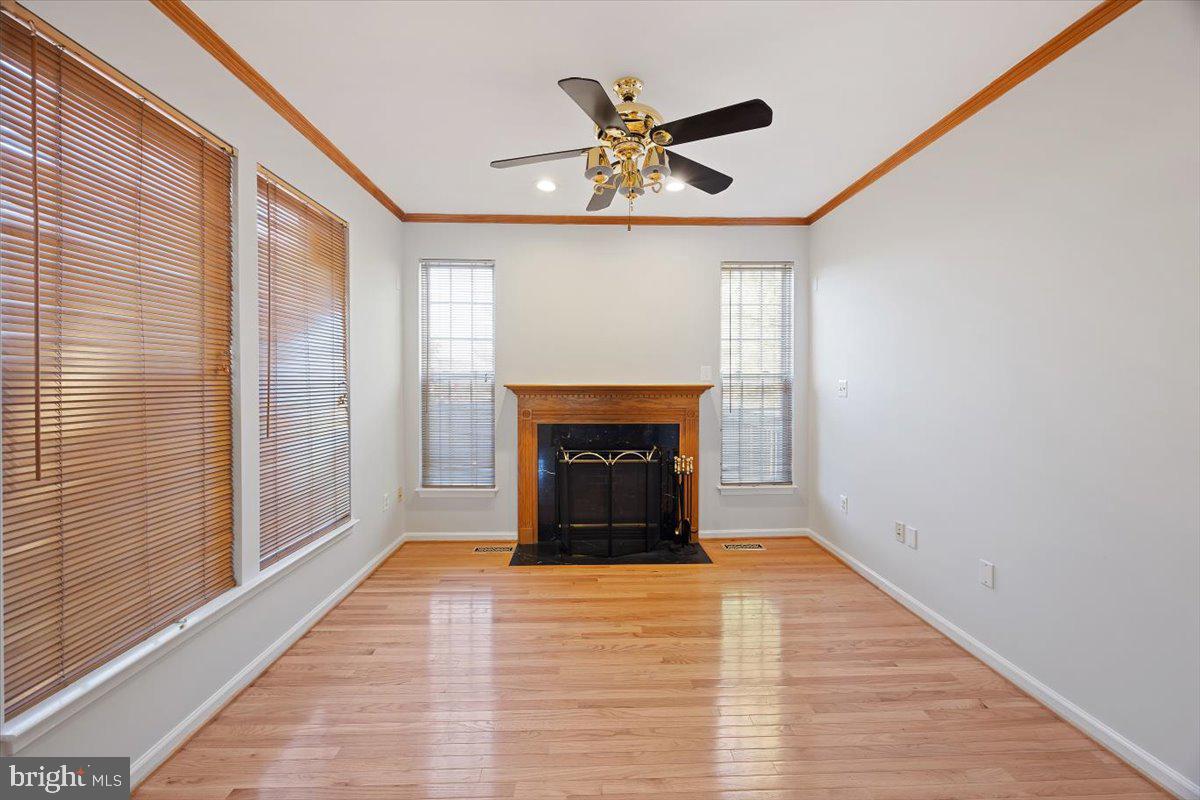 10307 Serenade Ct