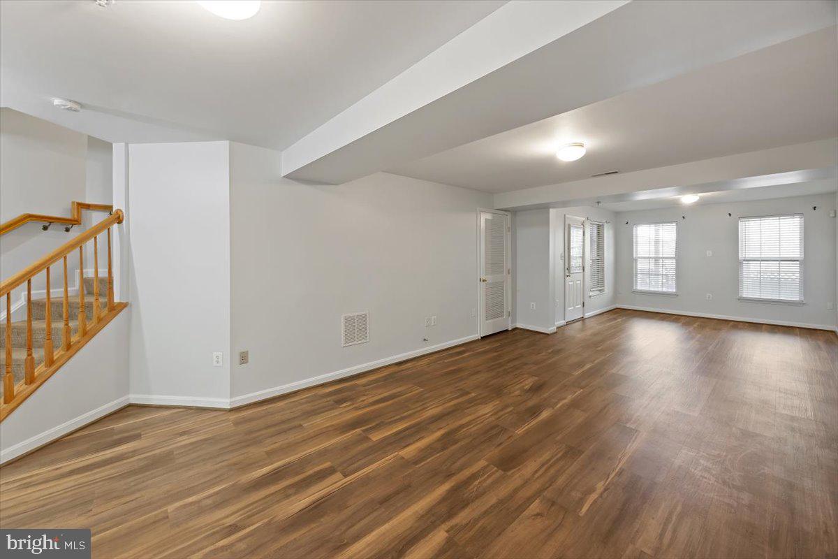 10307 Serenade Ct