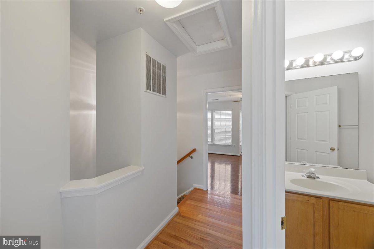 10307 Serenade Ct
