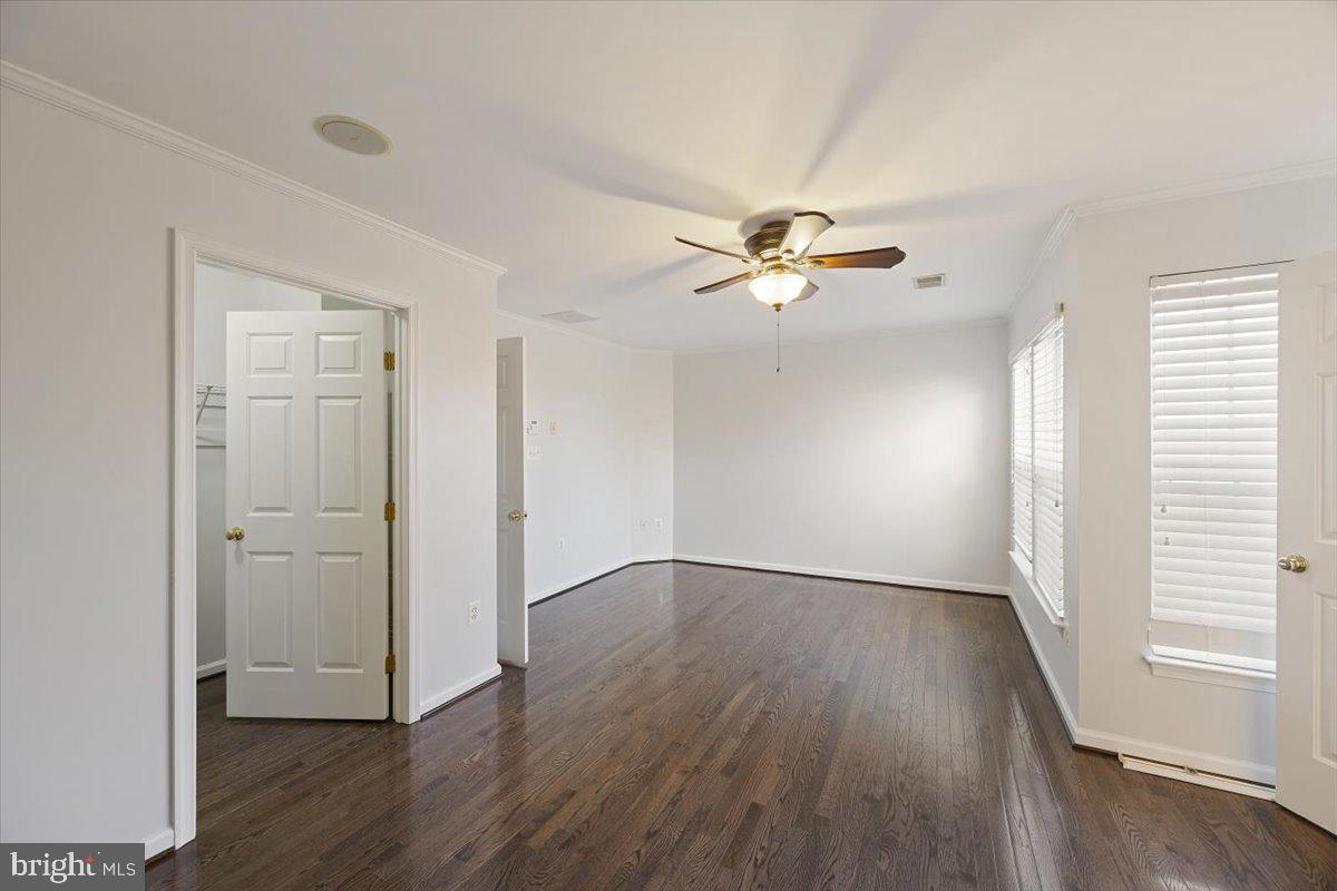 10307 Serenade Ct