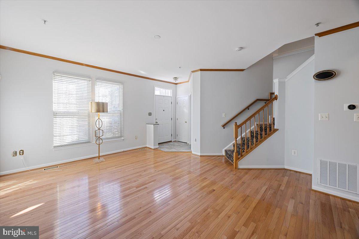 10307 Serenade Ct