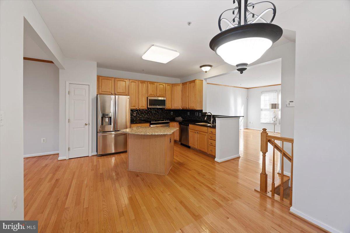 10307 Serenade Ct