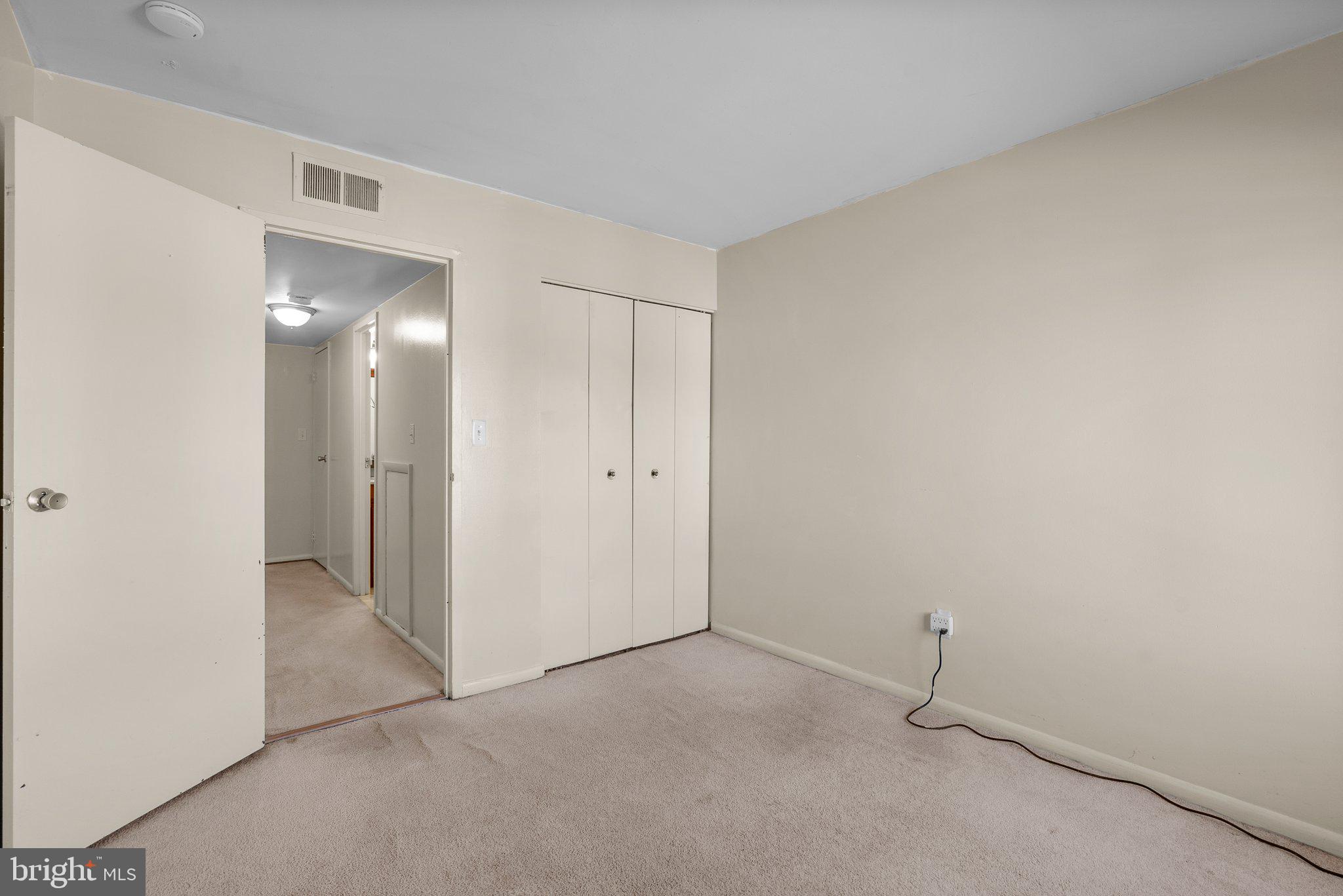 6942 Hanover Pkwy #301