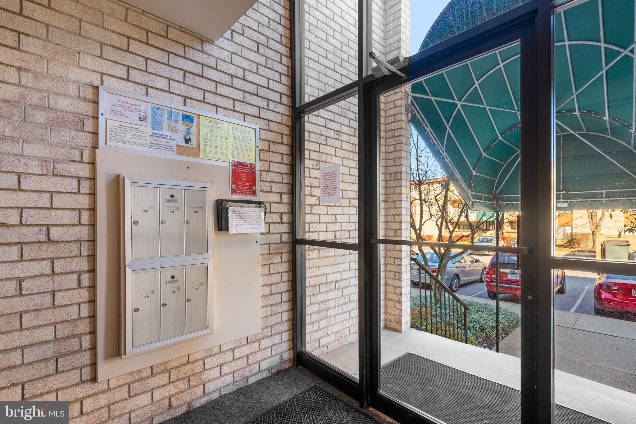 6942 Hanover Pkwy #301