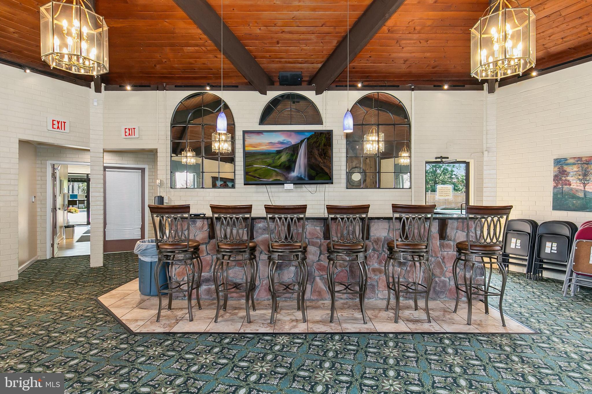 6942 Hanover Pkwy #301