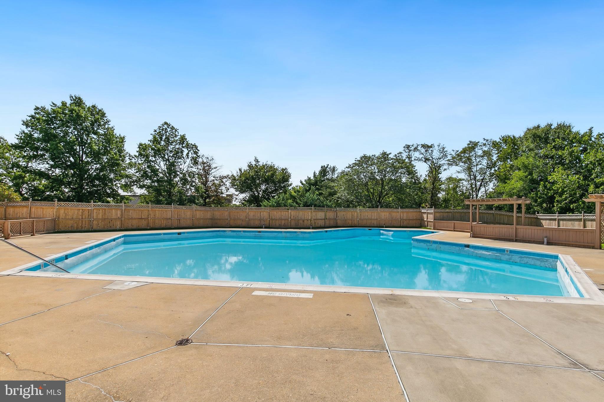 6942 Hanover Pkwy #301