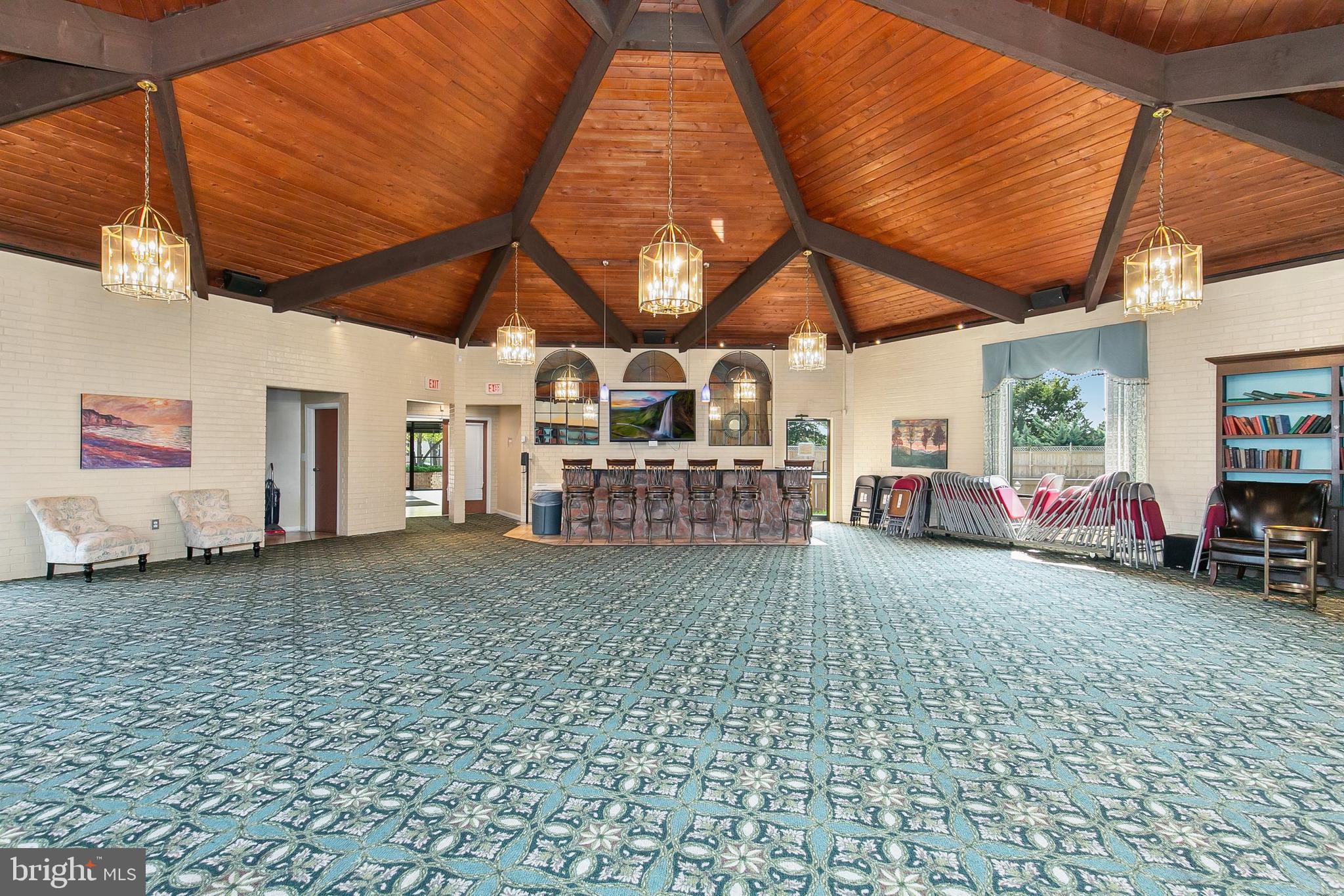 6942 Hanover Pkwy #301