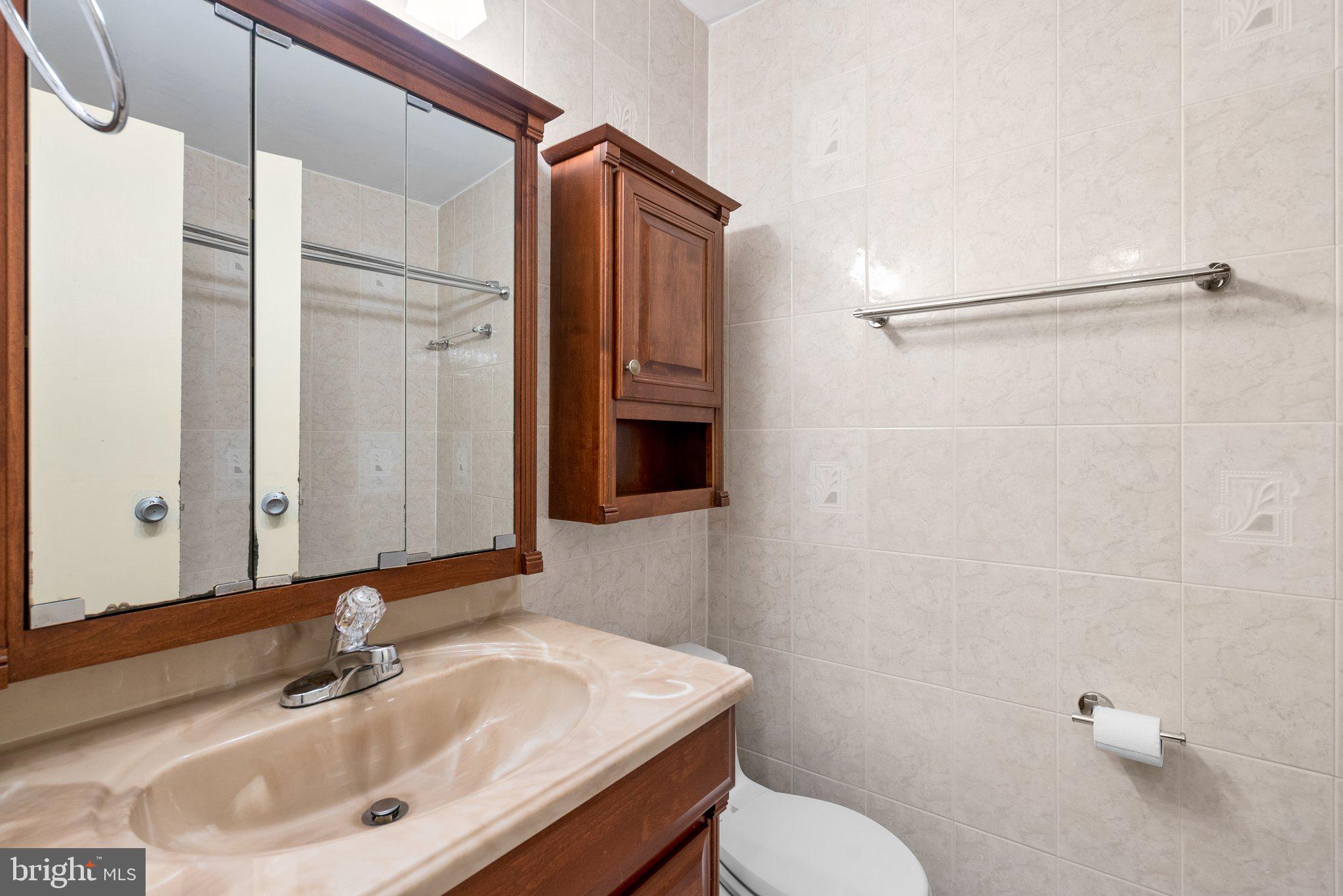 6942 Hanover Pkwy #301