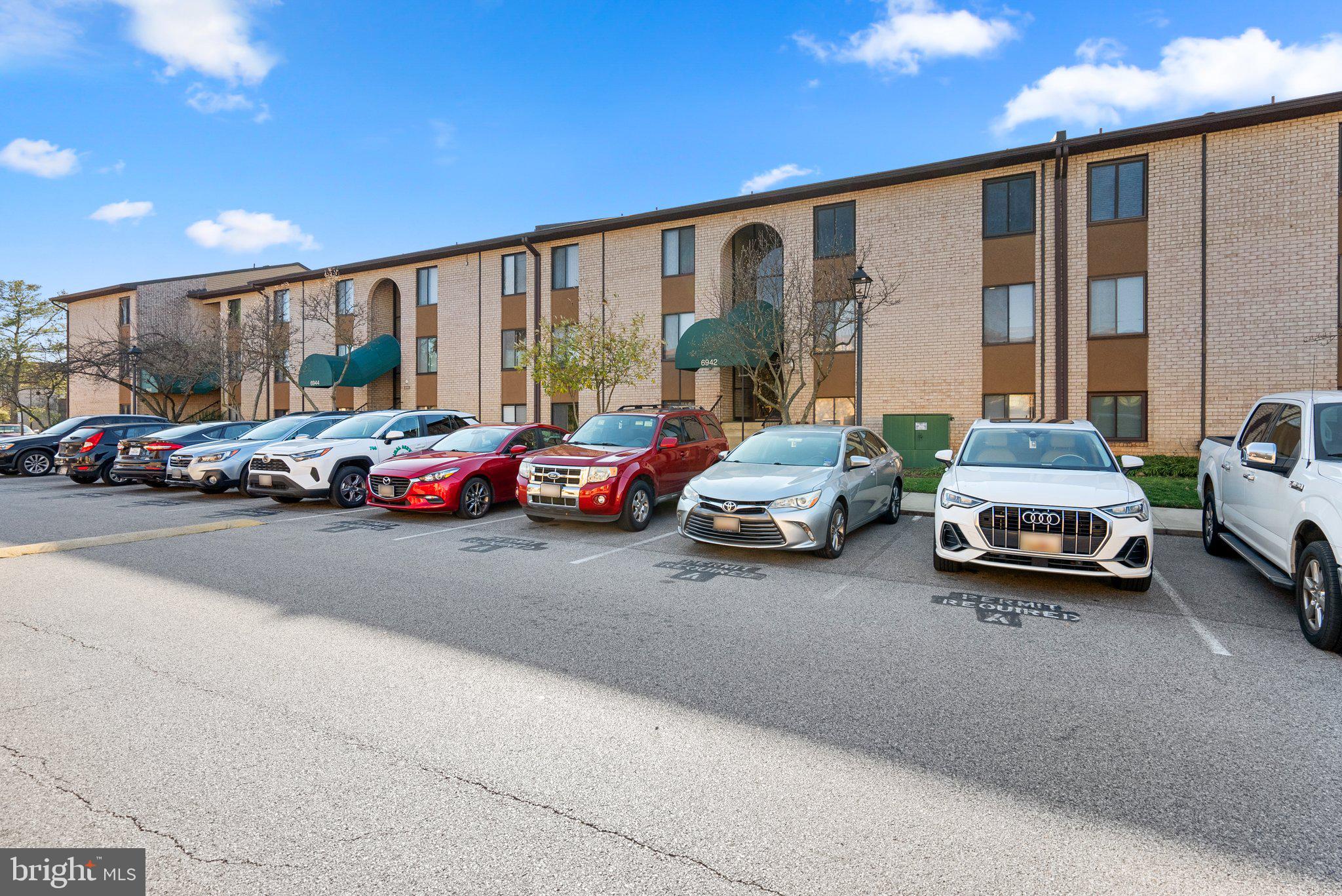 6942 Hanover Pkwy #301