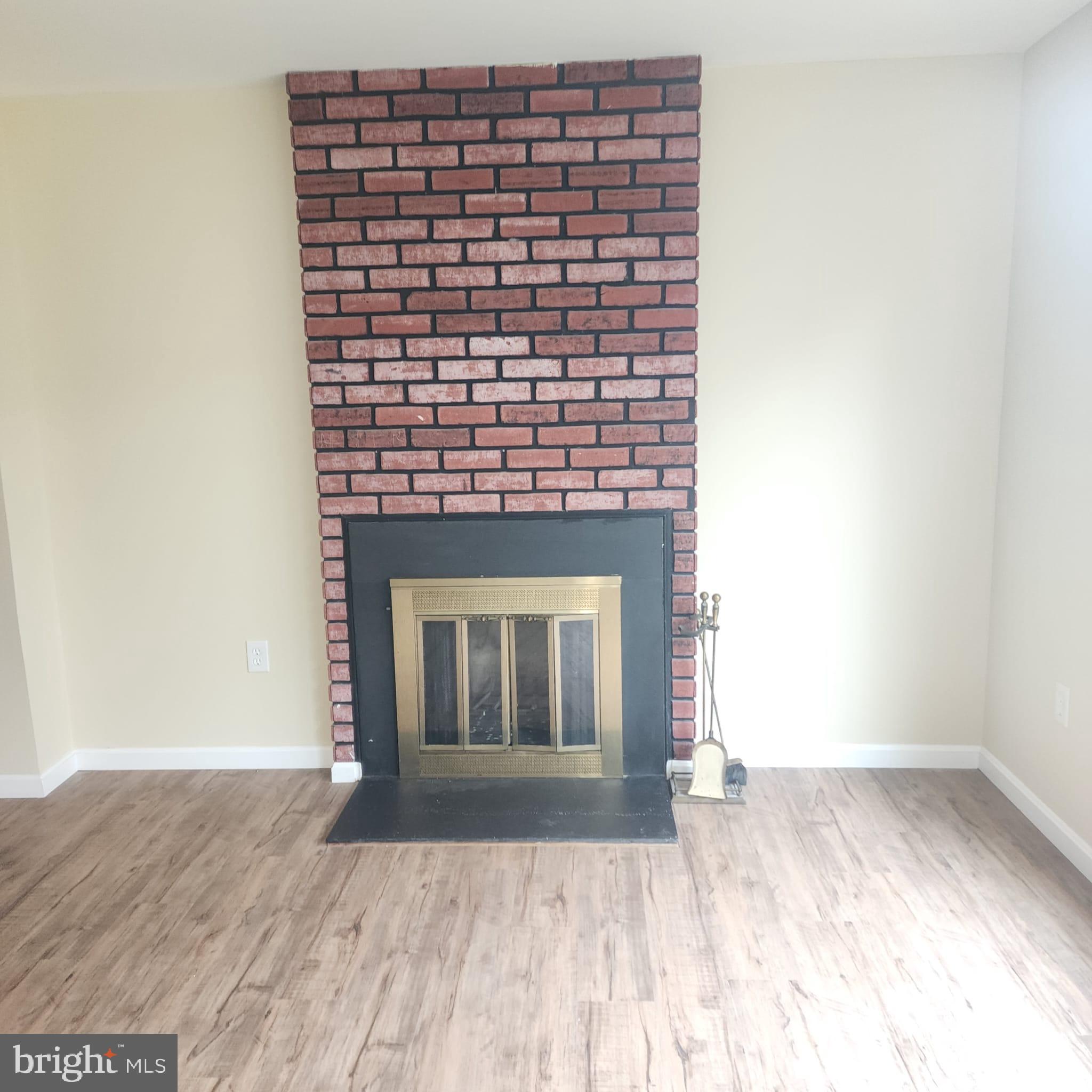 15653 Millbrook Ln #21