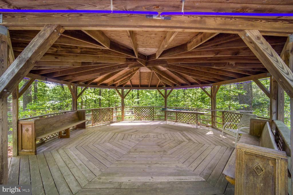 11202 Stephen Ln