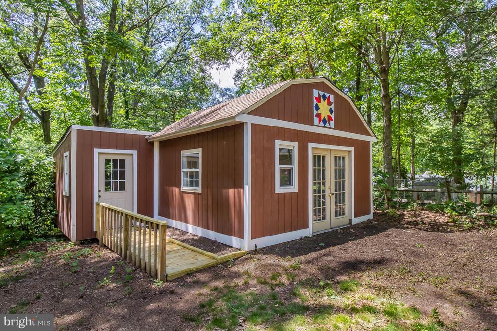 11202 Stephen Ln