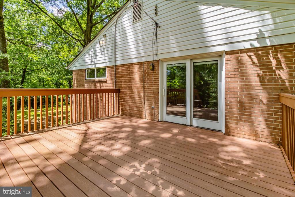 11202 Stephen Ln