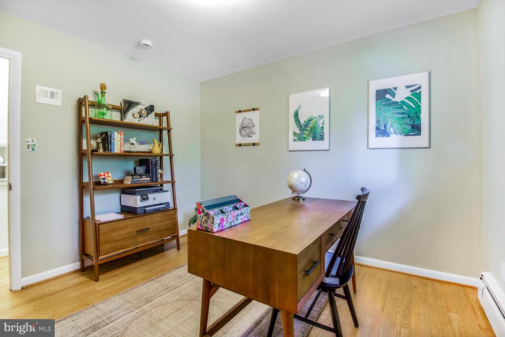11202 Stephen Ln
