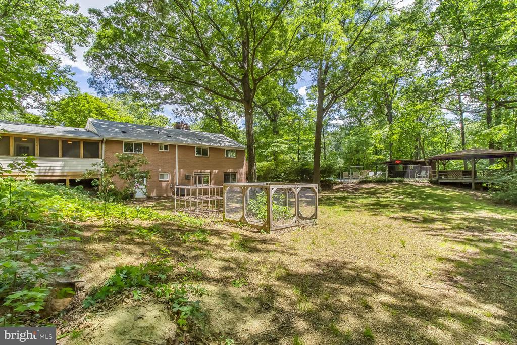 11202 Stephen Ln
