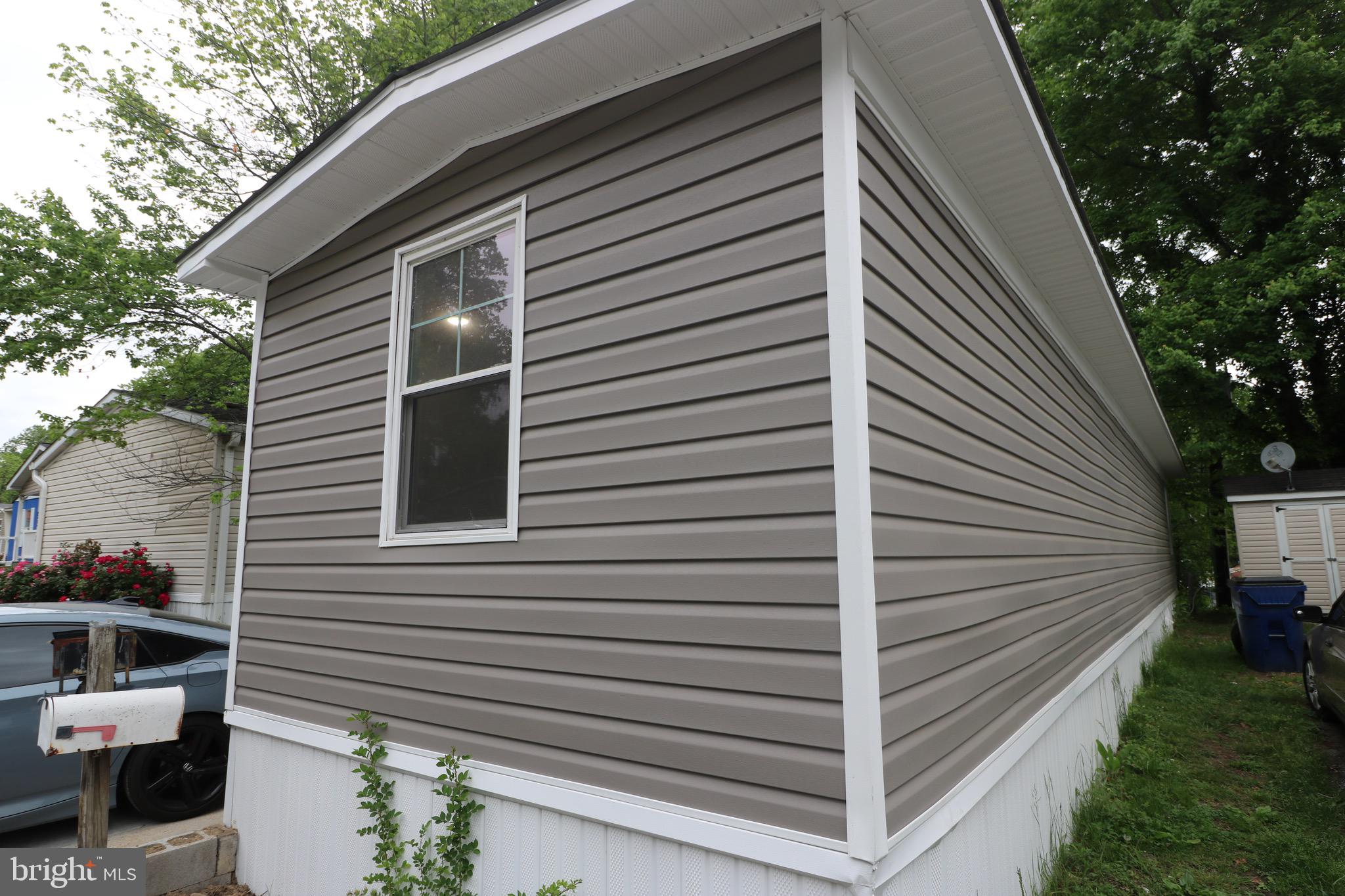 9520 DOGWOOD PARK ST