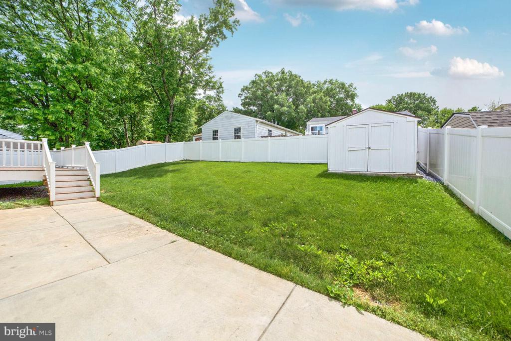 7543 Wilhelm Dr