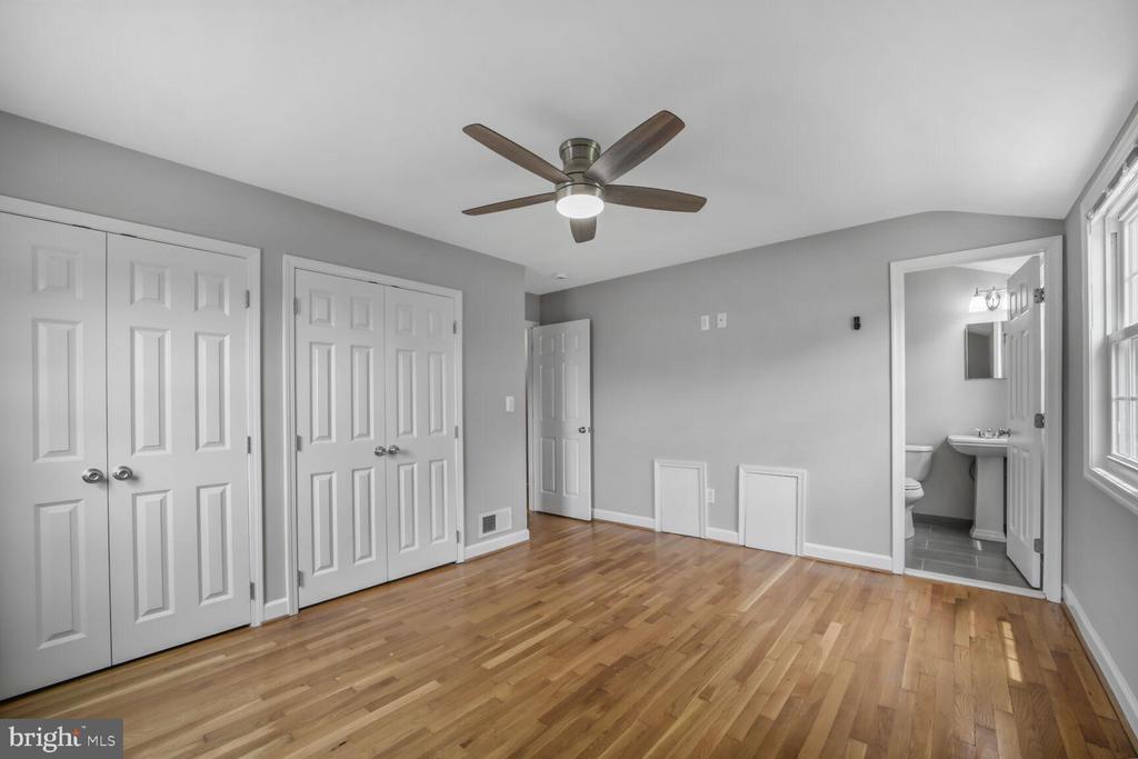 7543 Wilhelm Dr