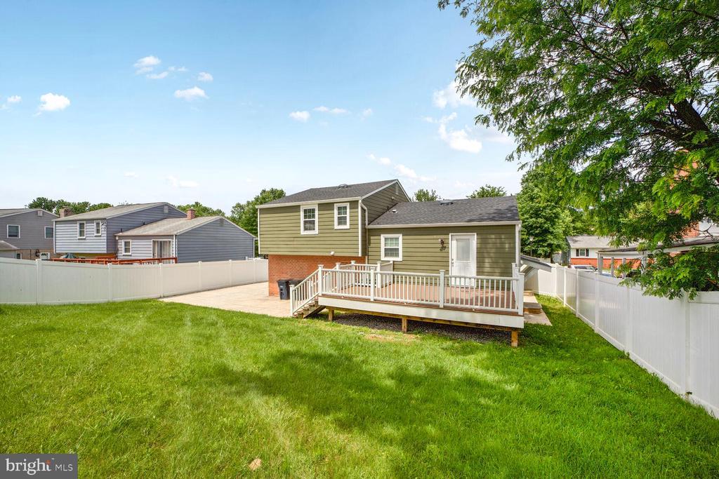 7543 Wilhelm Dr