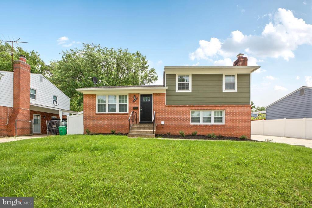 7543 Wilhelm Dr