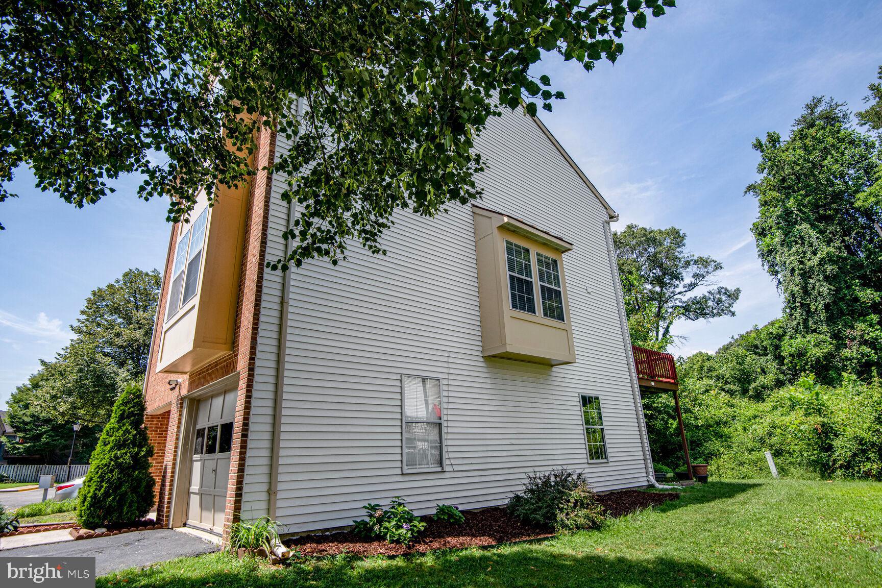 4631 COLONEL FENWICK PLACE