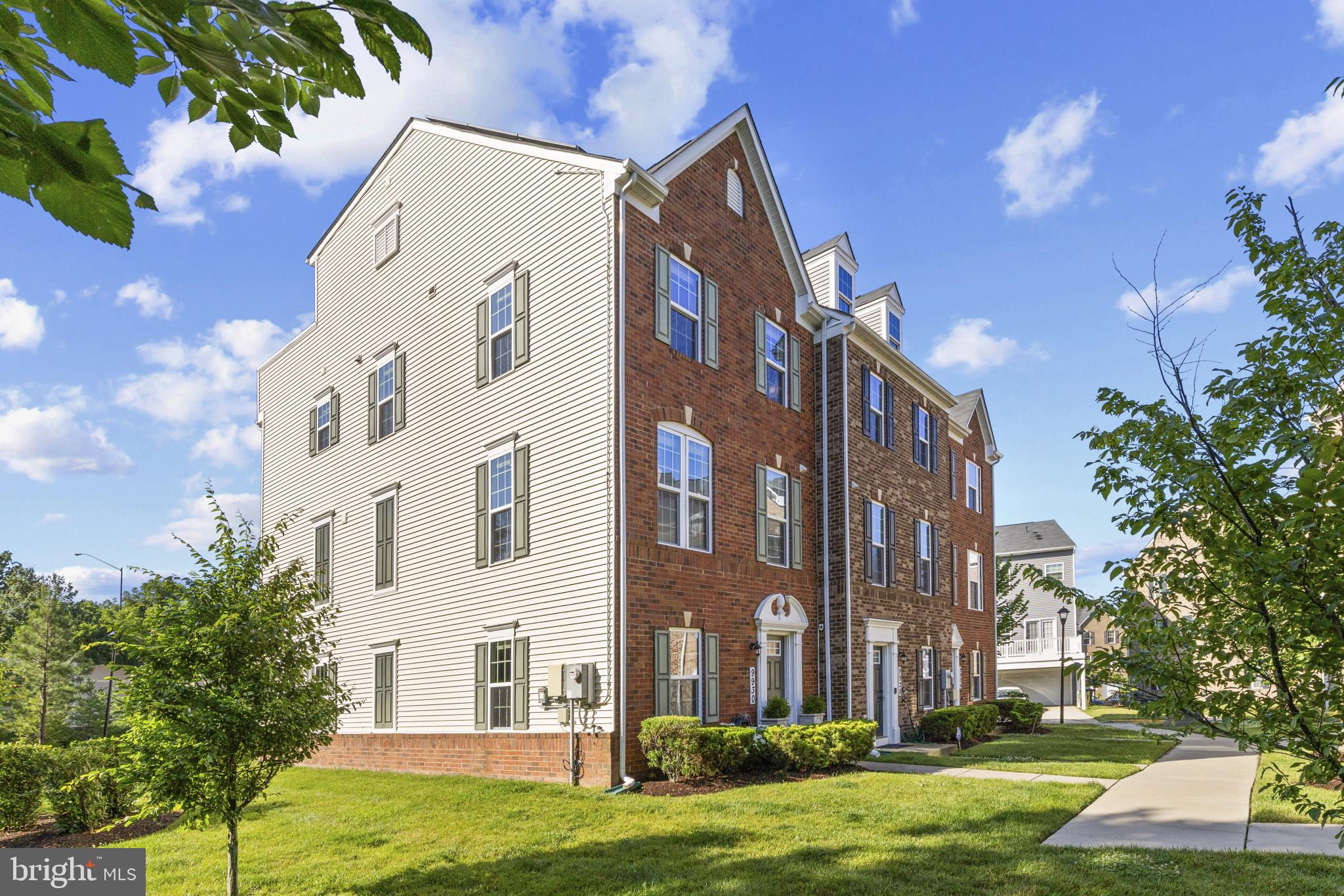 9930 Vista Pointe Dr