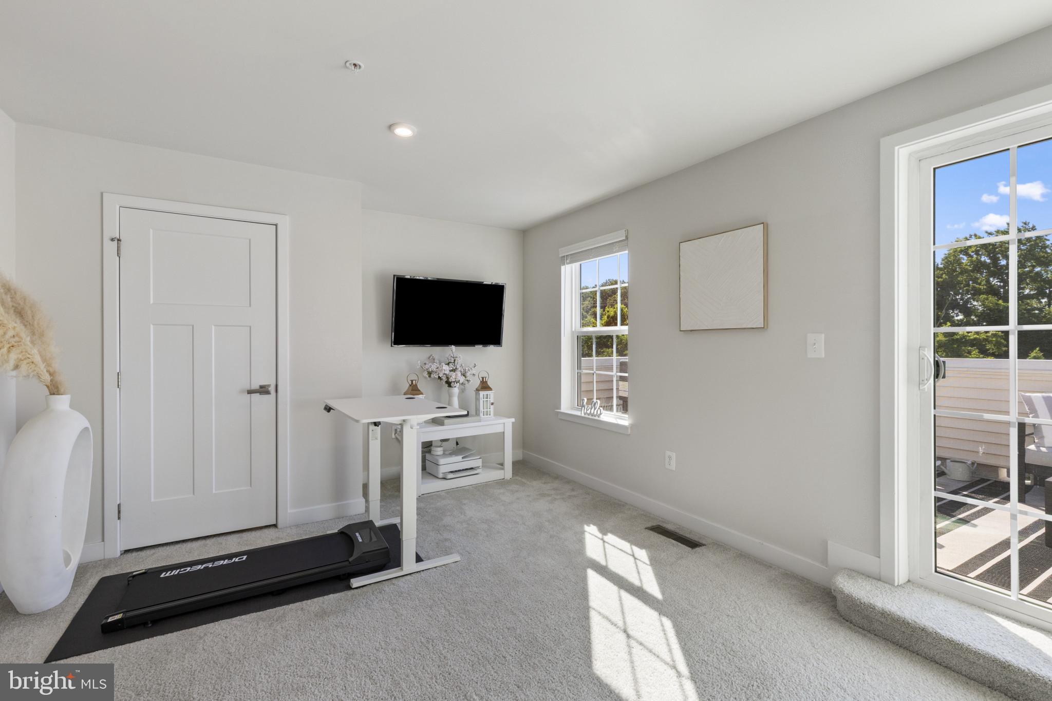 9930 Vista Pointe Dr