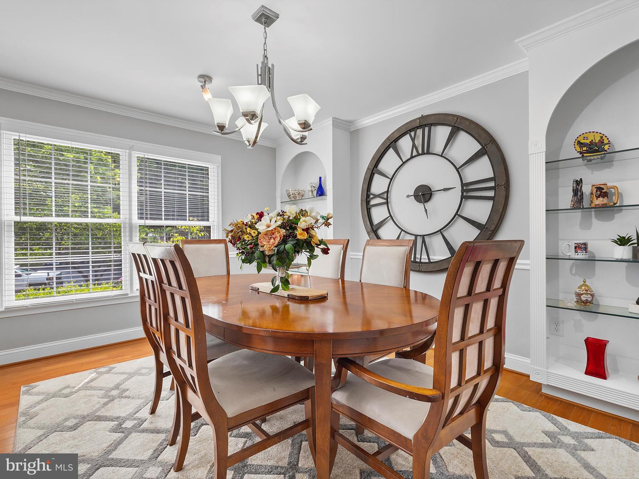 2704 ARCHANGEL COURT