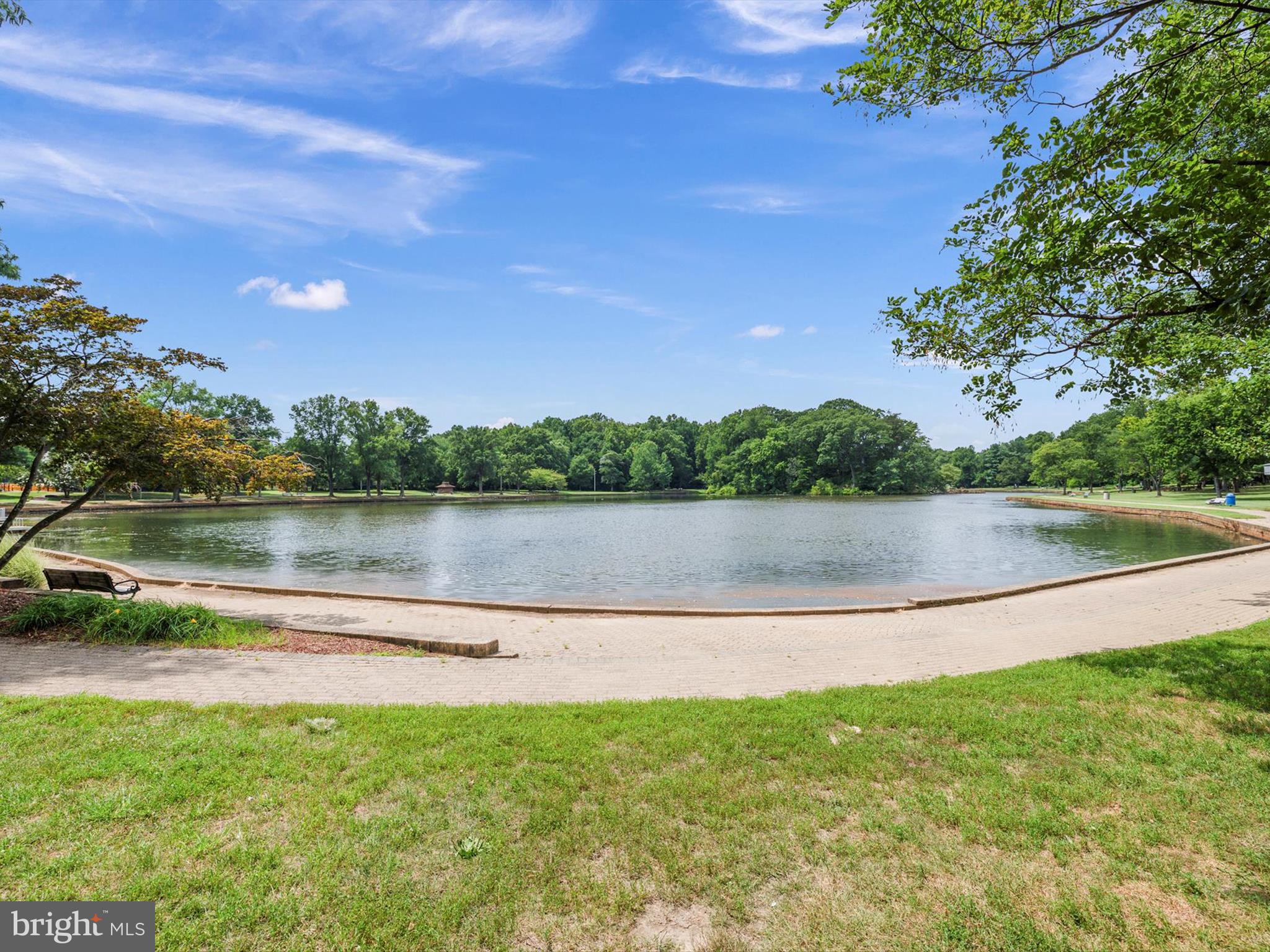 2704 ARCHANGEL COURT