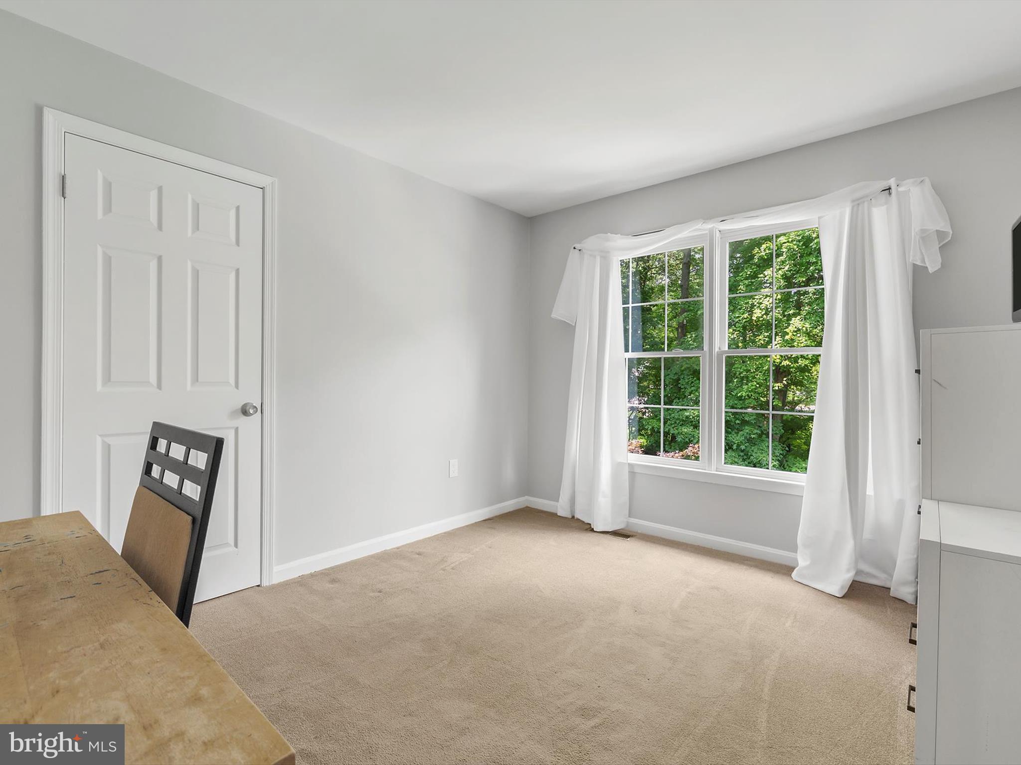 2704 ARCHANGEL COURT