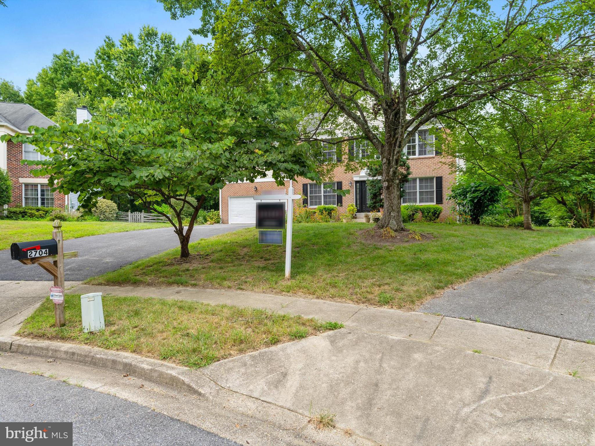 2704 ARCHANGEL COURT