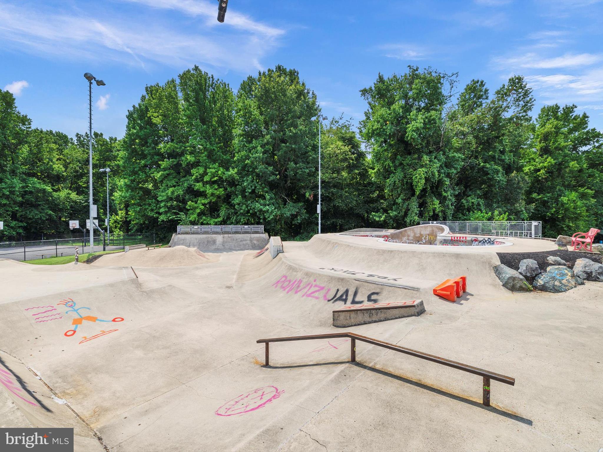 2704 ARCHANGEL COURT