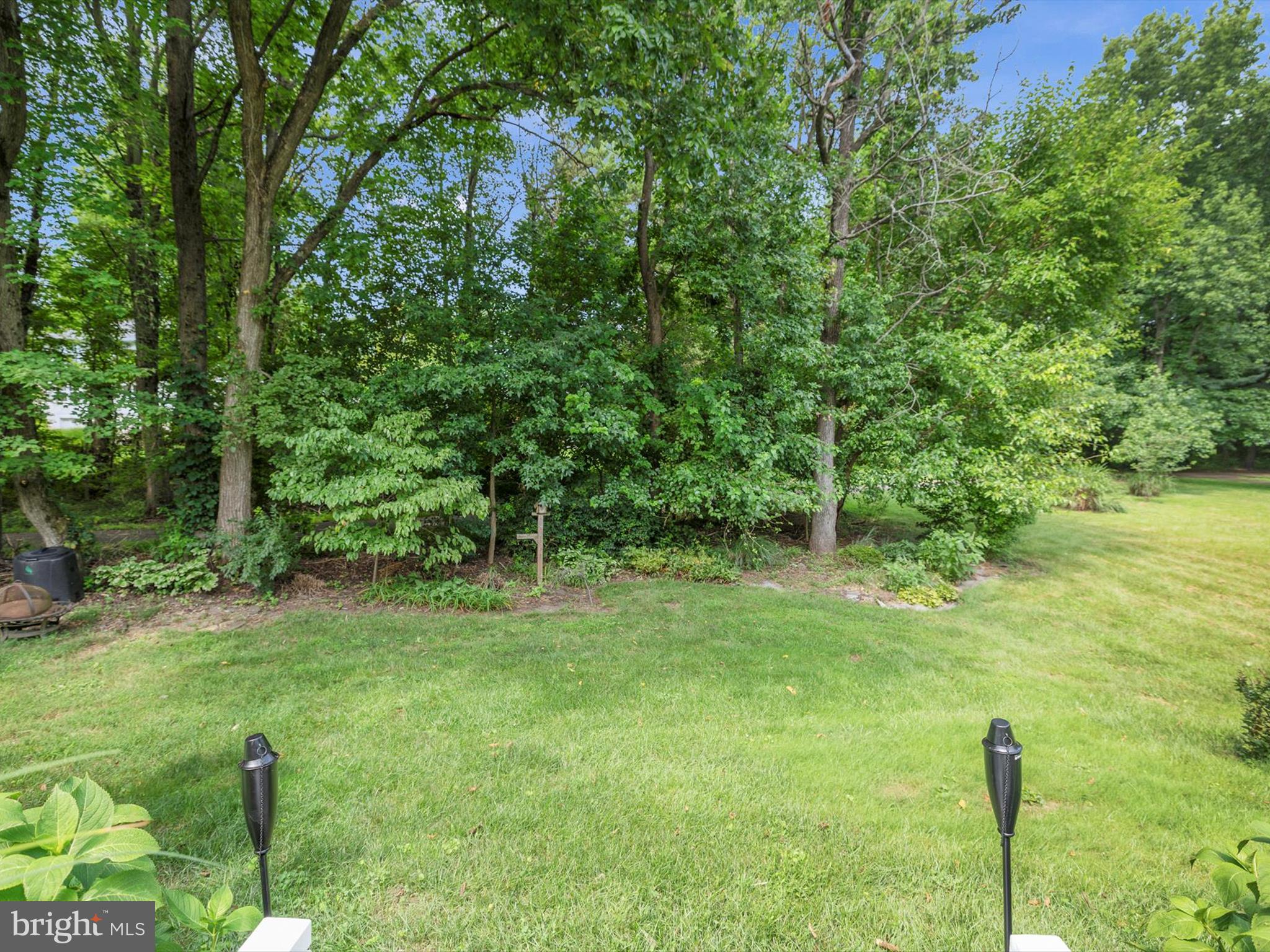 2704 ARCHANGEL COURT