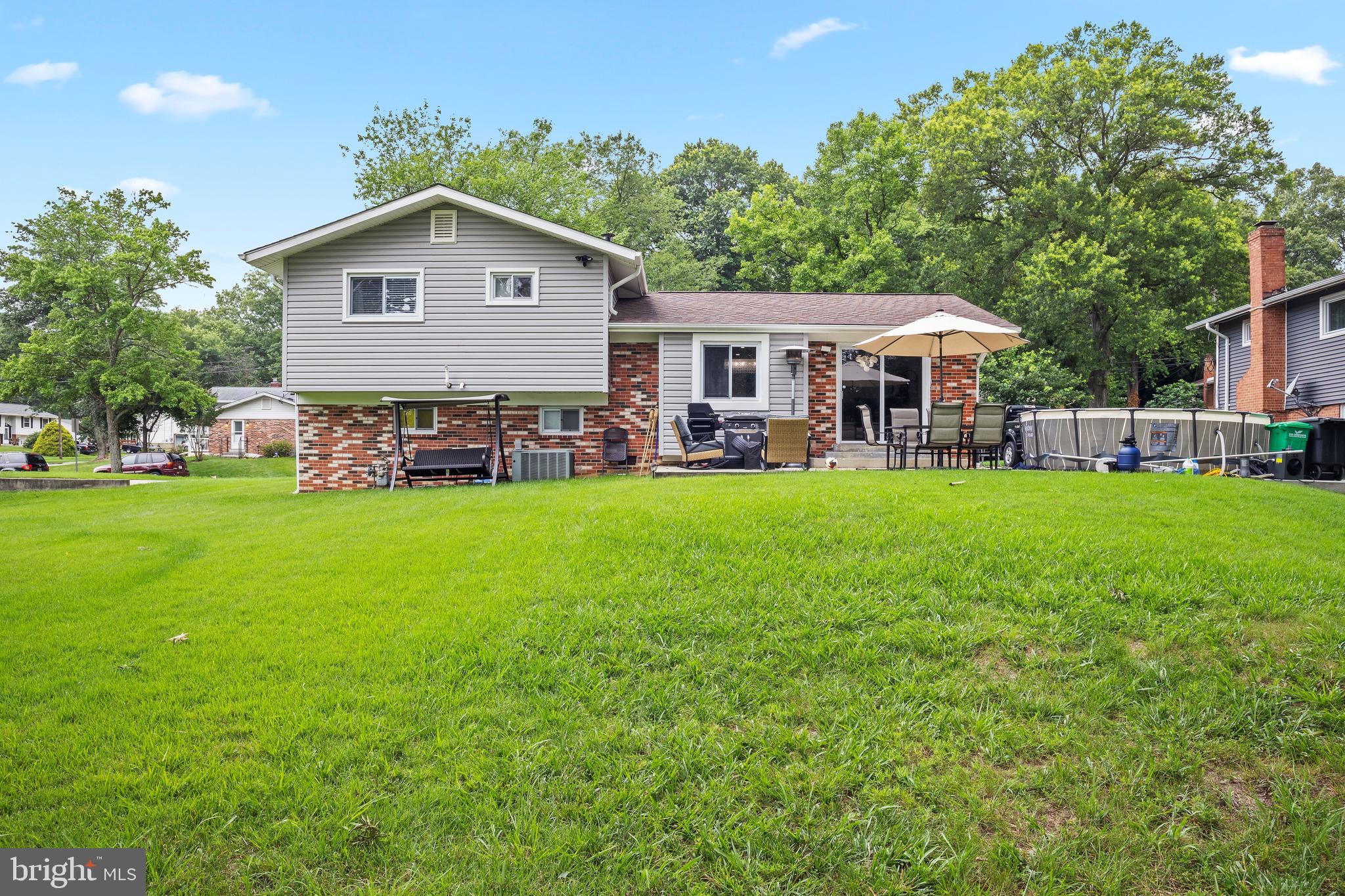 7003 DOLPHIN ROAD