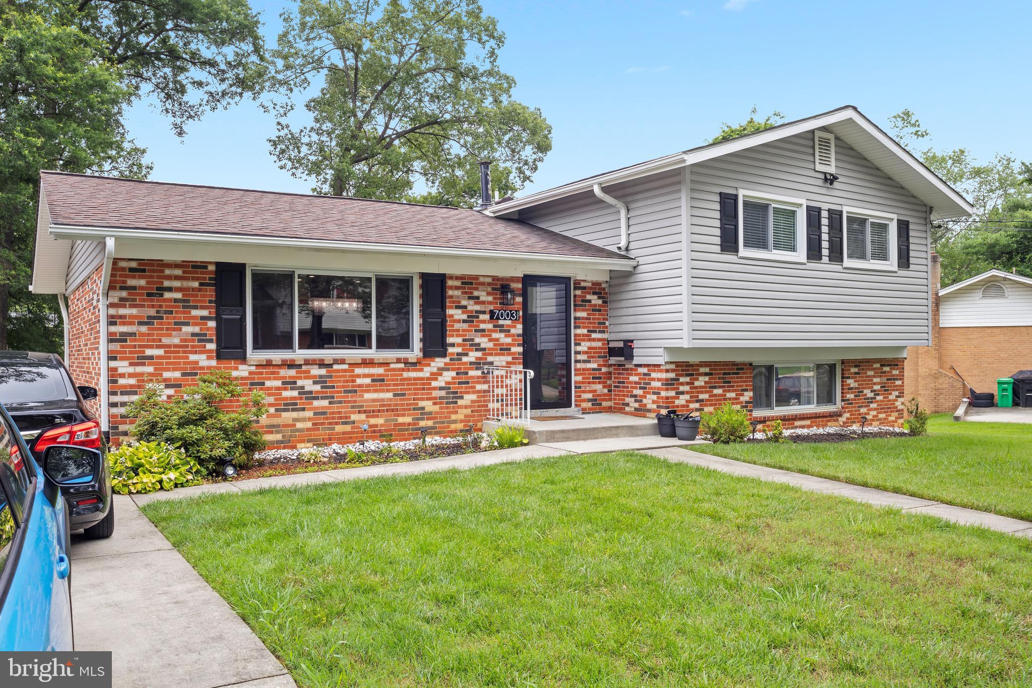 7003 DOLPHIN ROAD